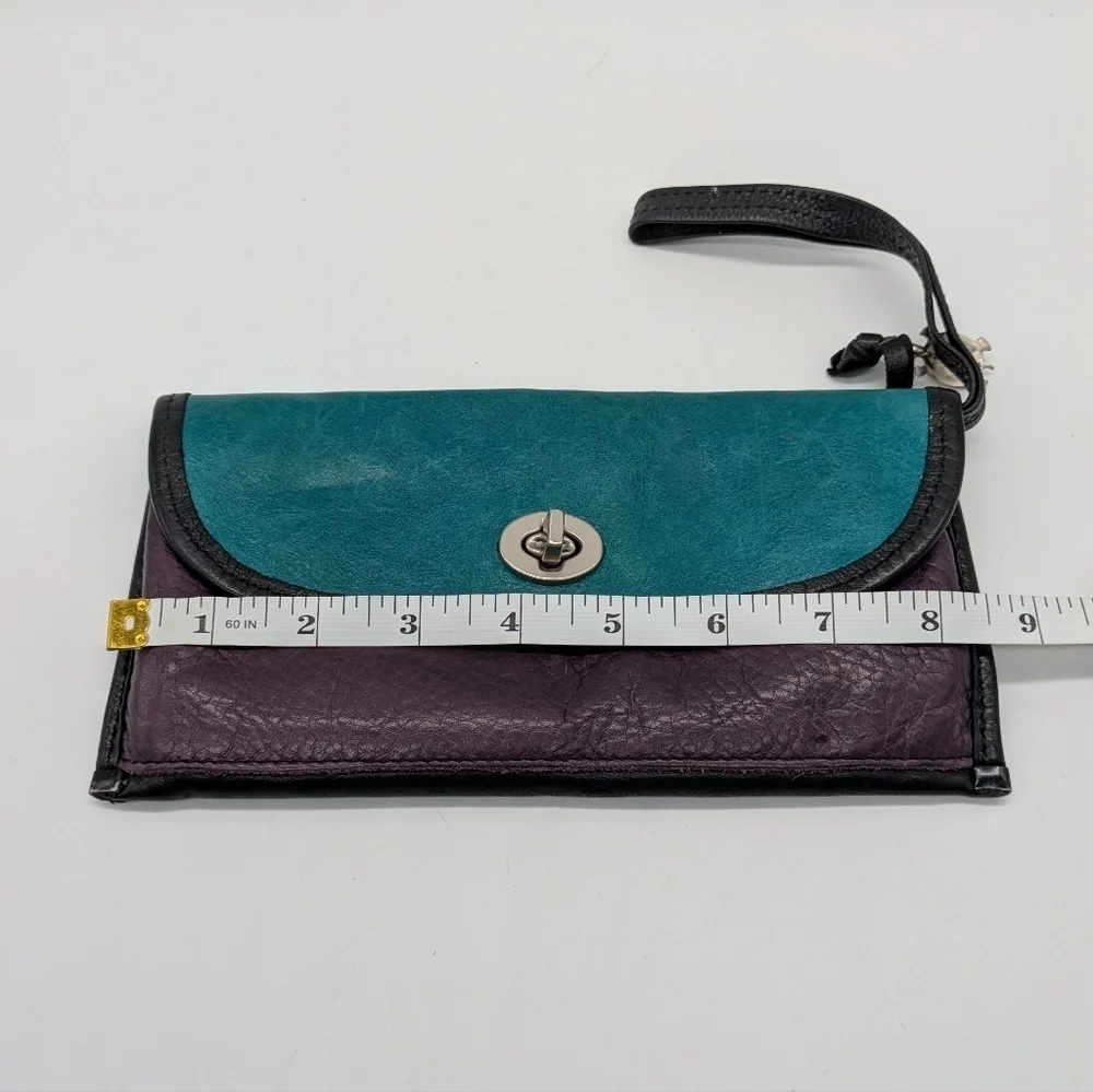 Turtle Ridge Blue Purple Black Leather Clutch Wristlet Wallet